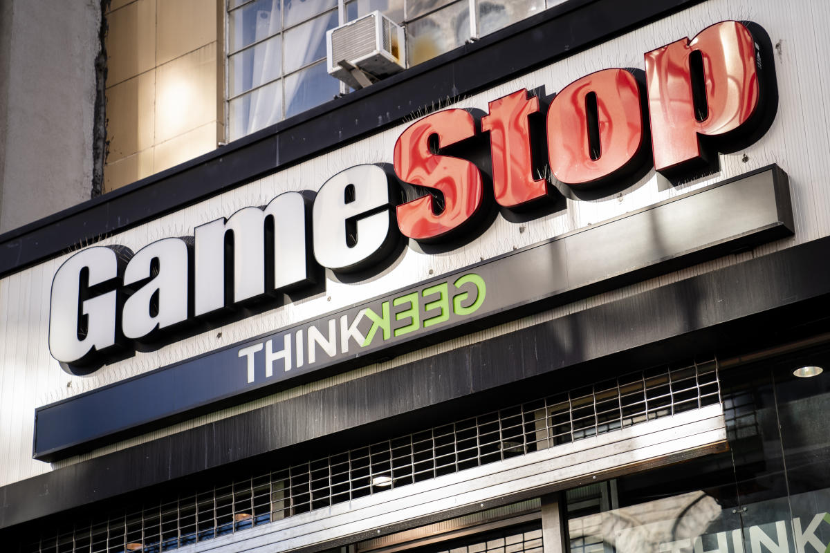 GameStop Shares Drop 18% as Meme Rally Fades