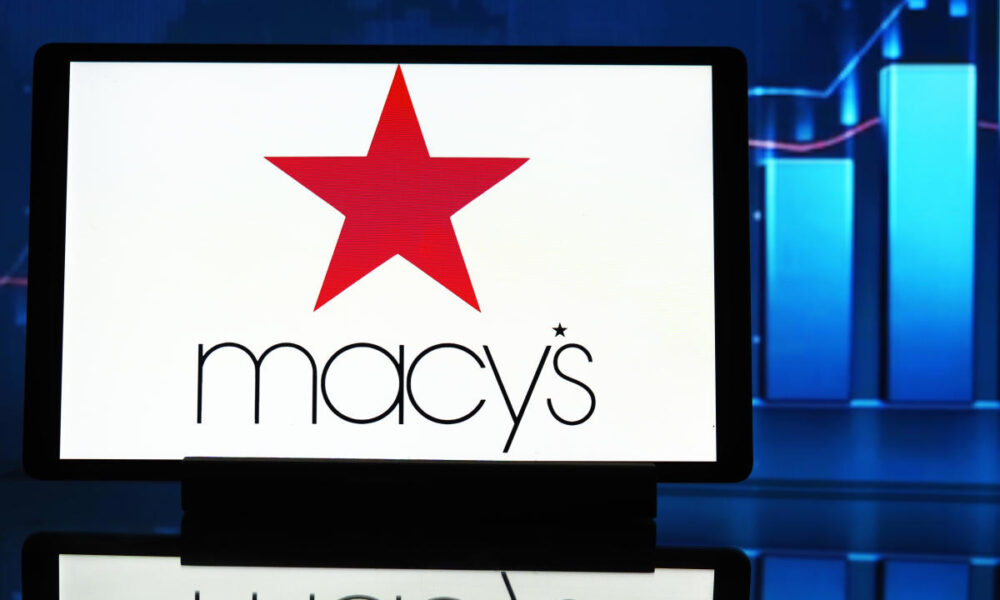 Macy's beats low Q1 estimates as it weighs between a turnaround and an acquisition