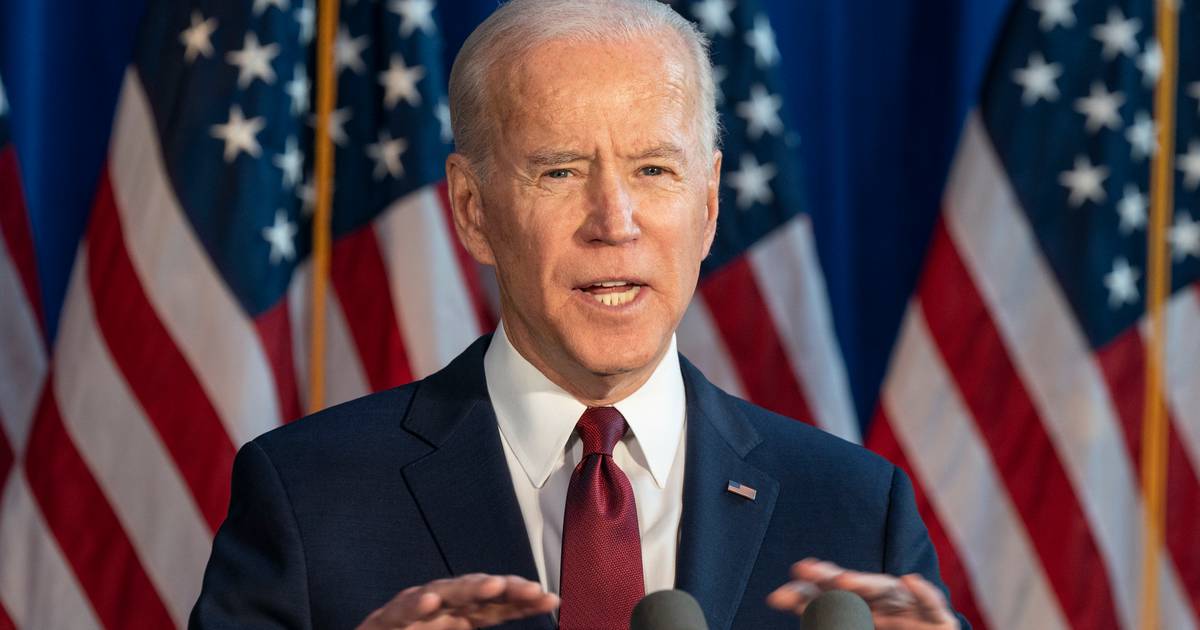 Biden is 'rushing' to make DeFi illegal, VanEck exec says in dire warning – DL News