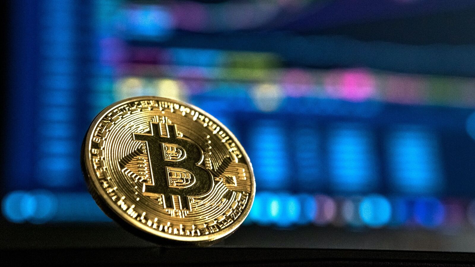 Bitcoin Reaches $71,000 Level Today;  what motivates the rally?