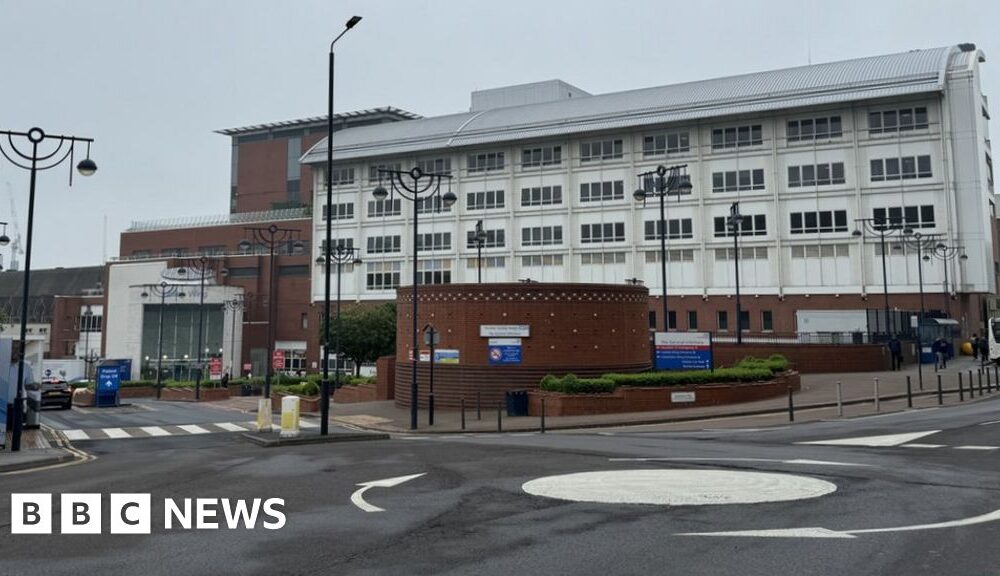 Leeds hospitals trust says finances are “critical” amid £110m deficit