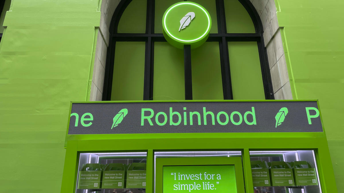 Robinhood receives double update from Bank of America