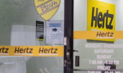 Hertz sells $750 million in bonds to strengthen finances