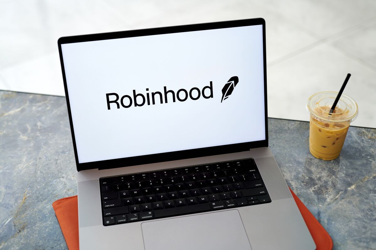 Robinhood (HOOD) to Buy Crypto Exchange Bitstamp Amid Global Expansion