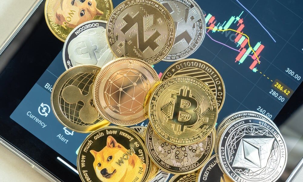 Bitcoin, Ethereum, Dogecoin Exchanges in Green as Whale Transactions Surge: “Crypto Markets Will Be Boring for the Next 2-3 Months”