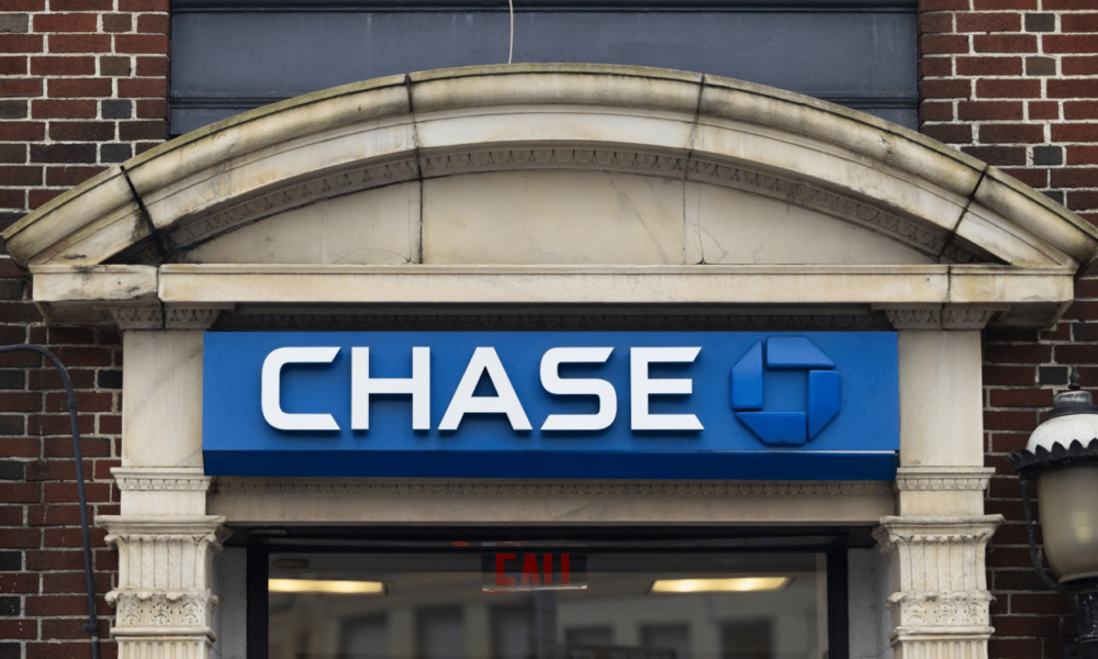 Chase Auto originations down 10%