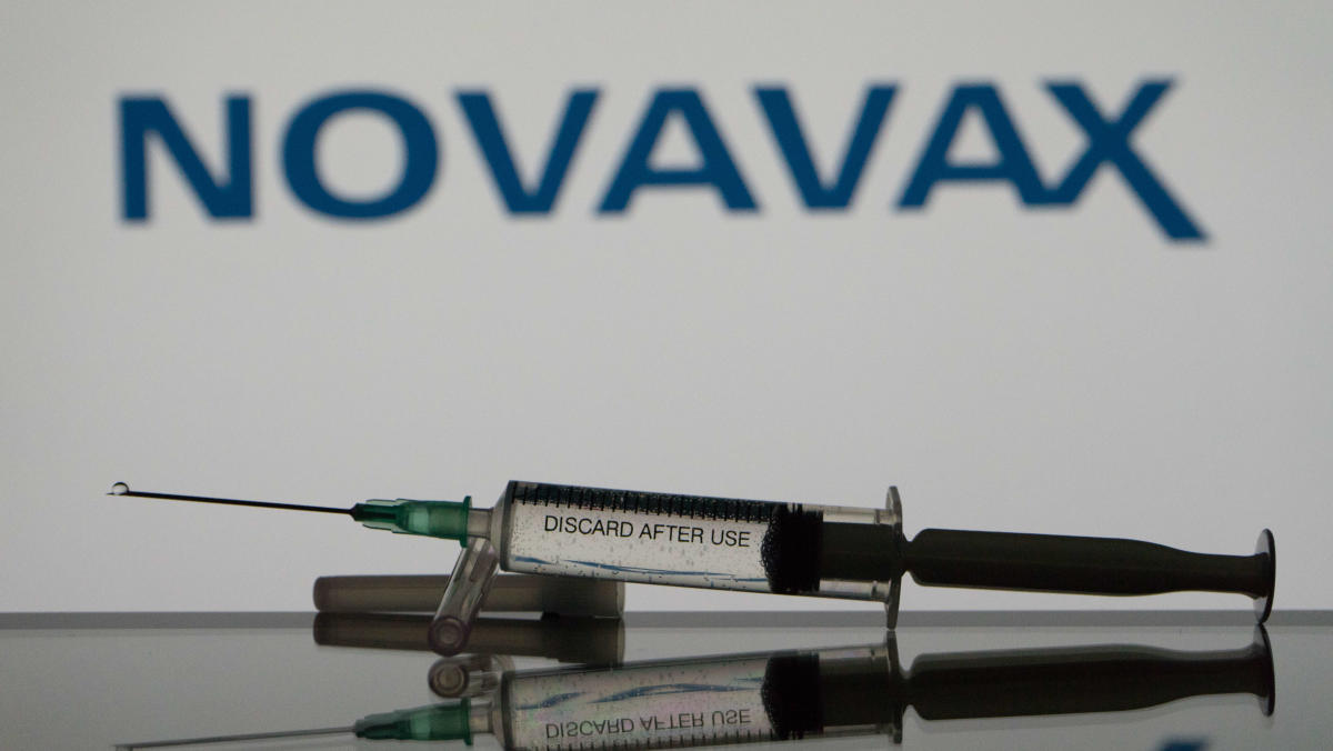 Novavax shares plunge after JPMorgan downgrade