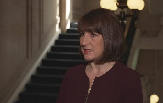 Rachel Reeves accuses Jeremy Hunt of lying about UK finances